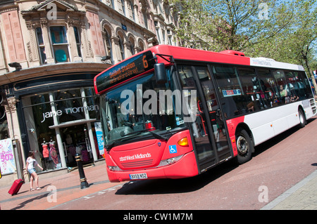 Un n. 6 di autobus della città di Birmingham, West Midlands, Regno Unito Foto Stock