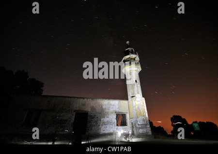 La moschea siriano in Hushaniya et notte. Vicino alla comunità di Keshet nel Golan, Israele, foto di Shay prelievo Foto Stock