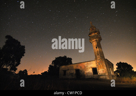 La moschea siriano in Hushaniya et notte. Vicino alla comunità di Keshet nel Golan, Israele, foto di Shay prelievo Foto Stock