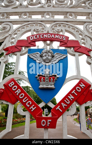 Ingresso al Parco Vivary, Taunton, Somerset, Inghilterra Foto Stock