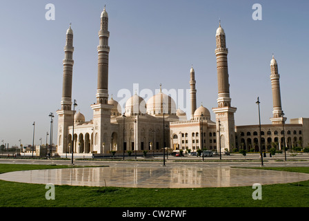 Al Raaess moschea, Sana'a, un sito Patrimonio Mondiale dell'UNESCO, Yemen, Asia Occidentale, Penisola Arabica. Foto Stock