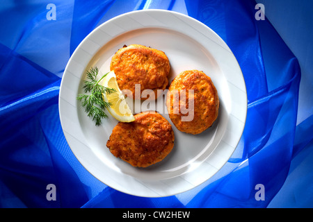 Berlino, tre polpette di carne servita su una piastra Foto Stock