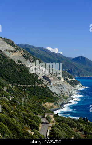 Miniere di amianto nei pressi di Nonza, Cap Corse, Corsica, Francia Foto Stock