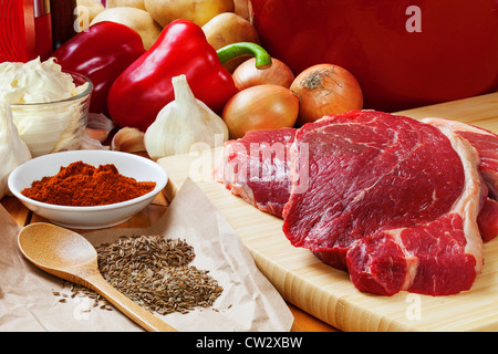 Ingredienti per il gulasch. Foto Stock