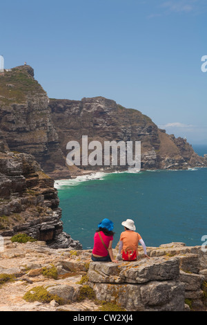 Viste attraverso le coste scoscese dal Capo di Buona Speranza a Cape Point, Table Mountain Riserva Naturale di Cape Town, Sud Africa Foto Stock