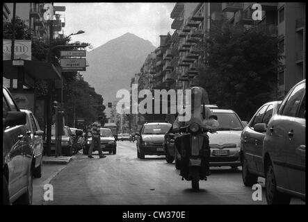 Palermo, scooter su strada Foto Stock