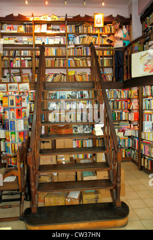 Buenos Aires Argentina,Avenida Adolfo Alsina,la Libreria de Avila del Colegio,libreria storica,libreria,libro,libri,vendita,scaffali scaffali,l Foto Stock