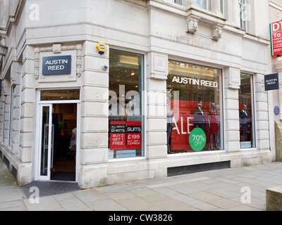 Austin Reed store su St Ann's Square a Manchester REGNO UNITO Foto Stock