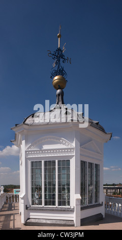 La lanterna o cupola sul tetto del Abingdon County Hall Museum Foto Stock