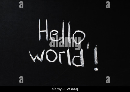 Concettuale di una frase scritta sul bordo della scuola da parte di Chalk Foto Stock