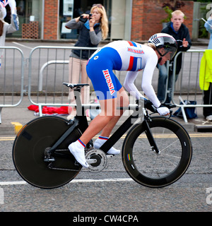 Londra2012 Donna Olympic Time-trial.La Russia Olga Zabelinskaya Foto Stock