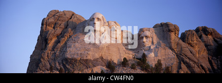 Sunrise immagine panoramica Presidenti George Washington Thomas Jefferson Teddy Roosevelt e Abraham Lincoln Mount Rushmore Foto Stock