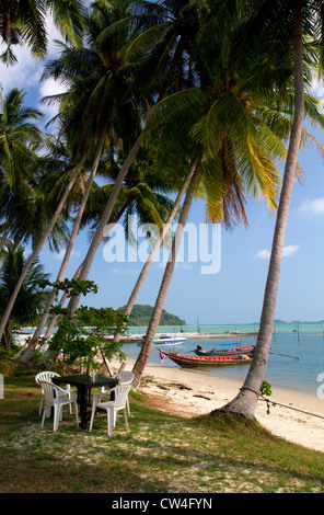 Barche da pesca nel golfo di Thailandia sull isola di Ko Samui, Thailandia. Foto Stock