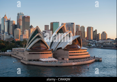 Sydney Opera House nel tardo pomeriggio di luce, Australia Foto Stock