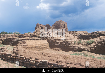La missione spagnola rovine, Pecos National Historical Park, NM Foto Stock