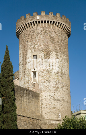 Il castello di Tivoli, o del castello di Rocca Pia, costruito nel 1461 da Papa Pio II, Tivoli, Italia, Europa Foto Stock