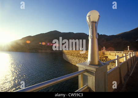 Theodore Roosevelt diga a Theodore Roosevelt Lake, AZ Foto Stock