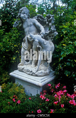 La scultura del bambino e di agnello, la Biblioteca di Huntington, Pasadena, CA Foto Stock