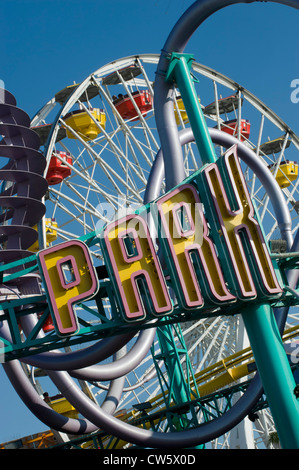 Ruota panoramica Ferris a Santa Monica Pier, Santa Monica, California. Foto Stock
