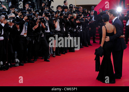 Alec Baldwin e Hilaria Thomas arrivare per la cerimonia di apertura e di screening di sorgere della Luna Regno. Foto Stock