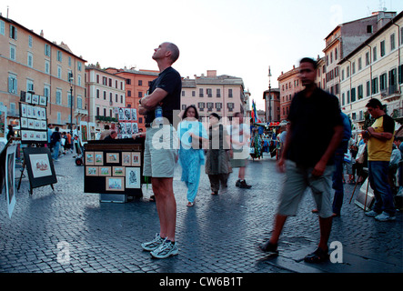 Roma, persone in Piazza Navona Foto Stock