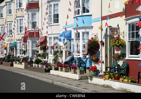 Inghilterra Weymouth Dorset Hotel Lungomare vestito per la stagione estiva Peter Baker Foto Stock