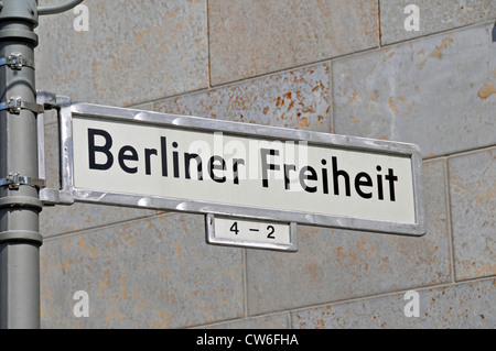 Strada segno Berliner Freiheit, Germania Berlino Foto Stock