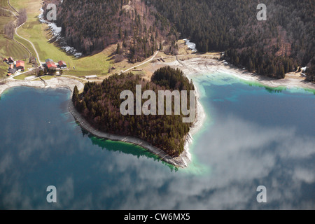 A forma di cuore in isola Walchensee, in Germania, in Baviera, Kochel am See Foto Stock