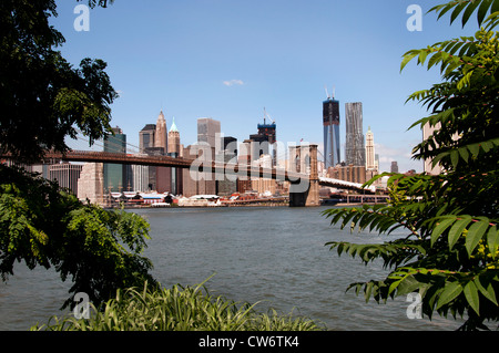 Brooklyn Bridge Park Sky line New York City Manhattan  Freedom Tower or Tower One World Trade Center Beekman Tower Pier 17 Foto Stock