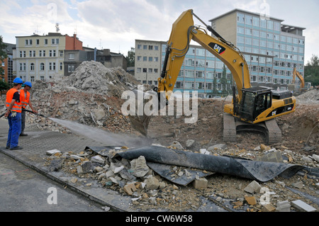 Demolizione della birreria loro che aveva chiuso il 1996, in Germania, in Renania settentrionale-Vestfalia, la zona della Ruhr, Dortmund Foto Stock