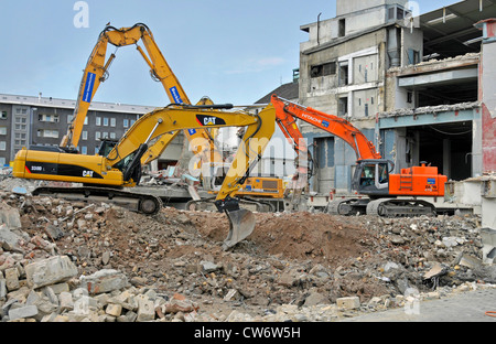 Demolizione della birreria loro che aveva chiuso il 1996, in Germania, in Renania settentrionale-Vestfalia, la zona della Ruhr, Dortmund Foto Stock