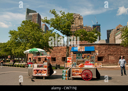 Castle Clinton National Monument Battery Park New York City Financial District di Manhattan Foto Stock