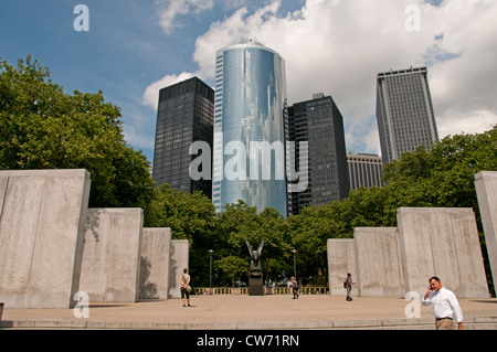 Memoriale di guerra per i soldati che morirono nella Seconda Guerra Mondiale a Battery Park New York City Financial District di Manhattan Foto Stock