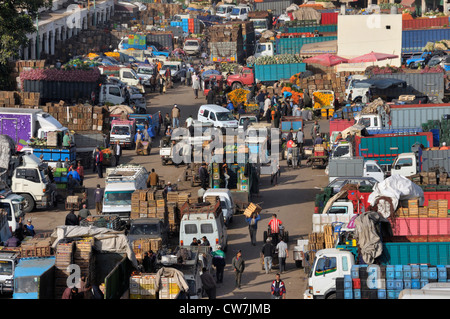 Mercato di frutta e verdura di Inezgane, ricaricando il punto a sud di Agadir , Marocco, Inezgane Foto Stock