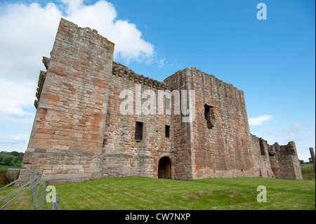 Crichton Castle, rovine, nel paesaggio rurale a Pathead. Gorebridge. A sud-est di Edimburgo. La Scozia. SCO 8316 Foto Stock