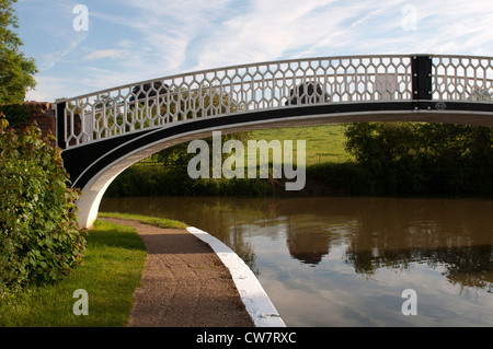 Ponte di ingresso a Braunston Marina, Northamptonshire, Regno Unito Foto Stock