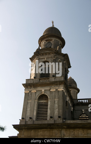 La vecchia Cattedrale di Managua Nicaragua è stata distrutta da un terremoto nel 2005. Foto Stock