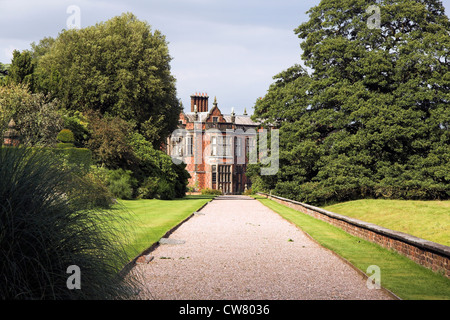 Dimora signorile, Furlong a piedi, Arley Hall e giardini, Cheshire, Regno Unito Foto Stock
