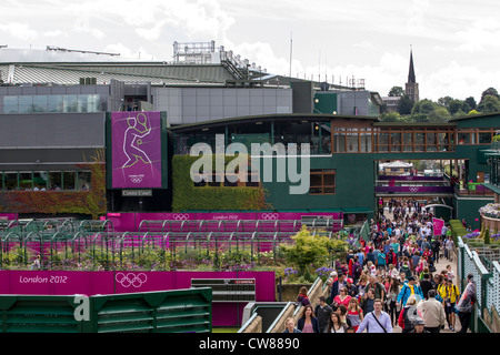 Ventole a Wimbledon per eventi di tennis presso le Olimpiadi estive di Londra, 2012 Foto Stock