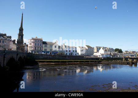 Nuovo ponte sul fiume ayr nel centro della città di Ayr south ayrshire Scotland Regno Unito Regno Unito Foto Stock