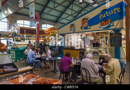 Cafe in St Lawrence Market, Toronto, Ontario, Canada Foto Stock