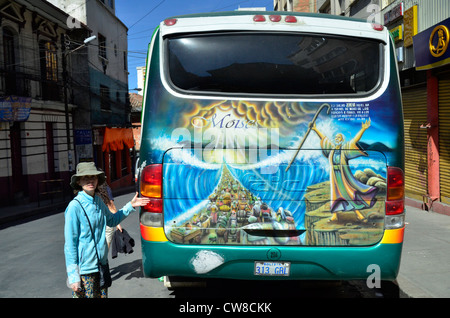 La Paz, la più alta città capitale del mondo a 3700m. Bolivia, Sud America Foto Stock