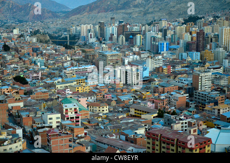 La Paz, la più alta città capitale del mondo a 3700m. Bolivia, Sud America Foto Stock