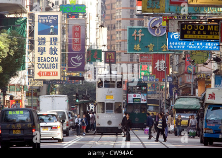 Hong Kong, il traffico nel centro cittadino Foto Stock