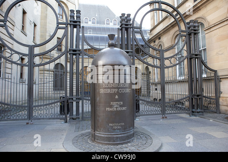 Edimburgo sheriff court e la giustizia del giudice di pace in città vecchia scozia uk Regno Unito Foto Stock