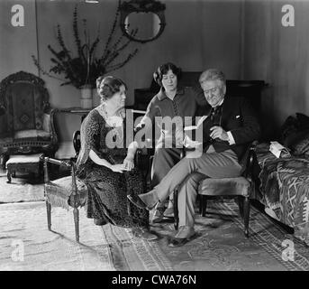 Il Sen. Robert La Follette (1855-1925) e la sua famiglia a casa. Nel 1924 è stato il fallito il candidato presidenziale del Foto Stock