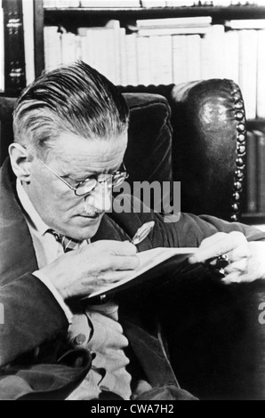 James Joyce, autore.. La cortesia: CSU Archivi / Everett Collection Foto Stock