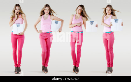 Giovane donna azienda bilance di pesatura, composito Foto Stock