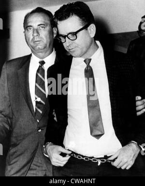 James Earl Ray (anteriore destro), assassino del dottor Martin Luther King Jr. essendo scortato dal Tennessee prigione di stato dai principali Foto Stock