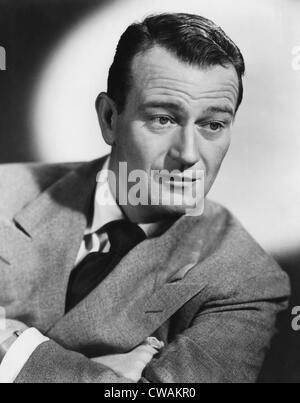 John Wayne (1907-1979), attore americano, del 1950 circa. La cortesia: Archivi CSU/Everett Collection Foto Stock